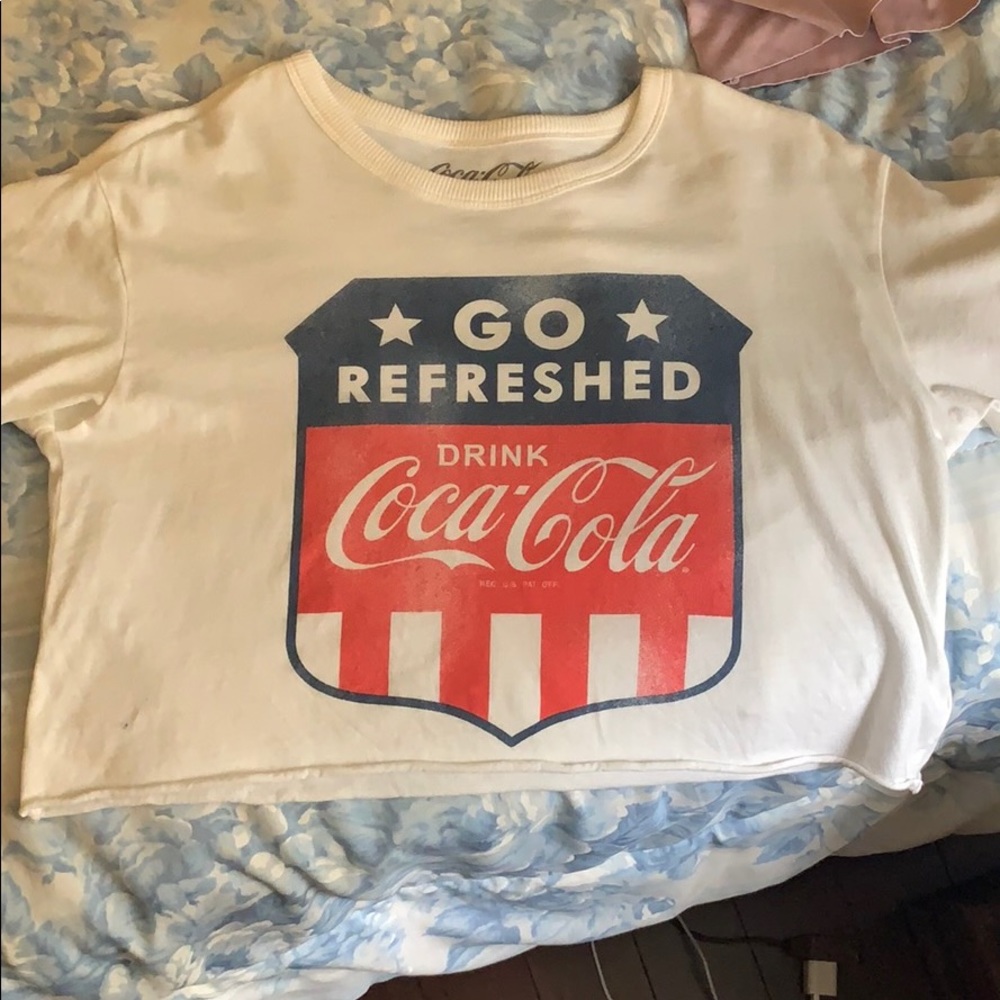 NWOT American Eagle Coca-Cola cropped tee shirt